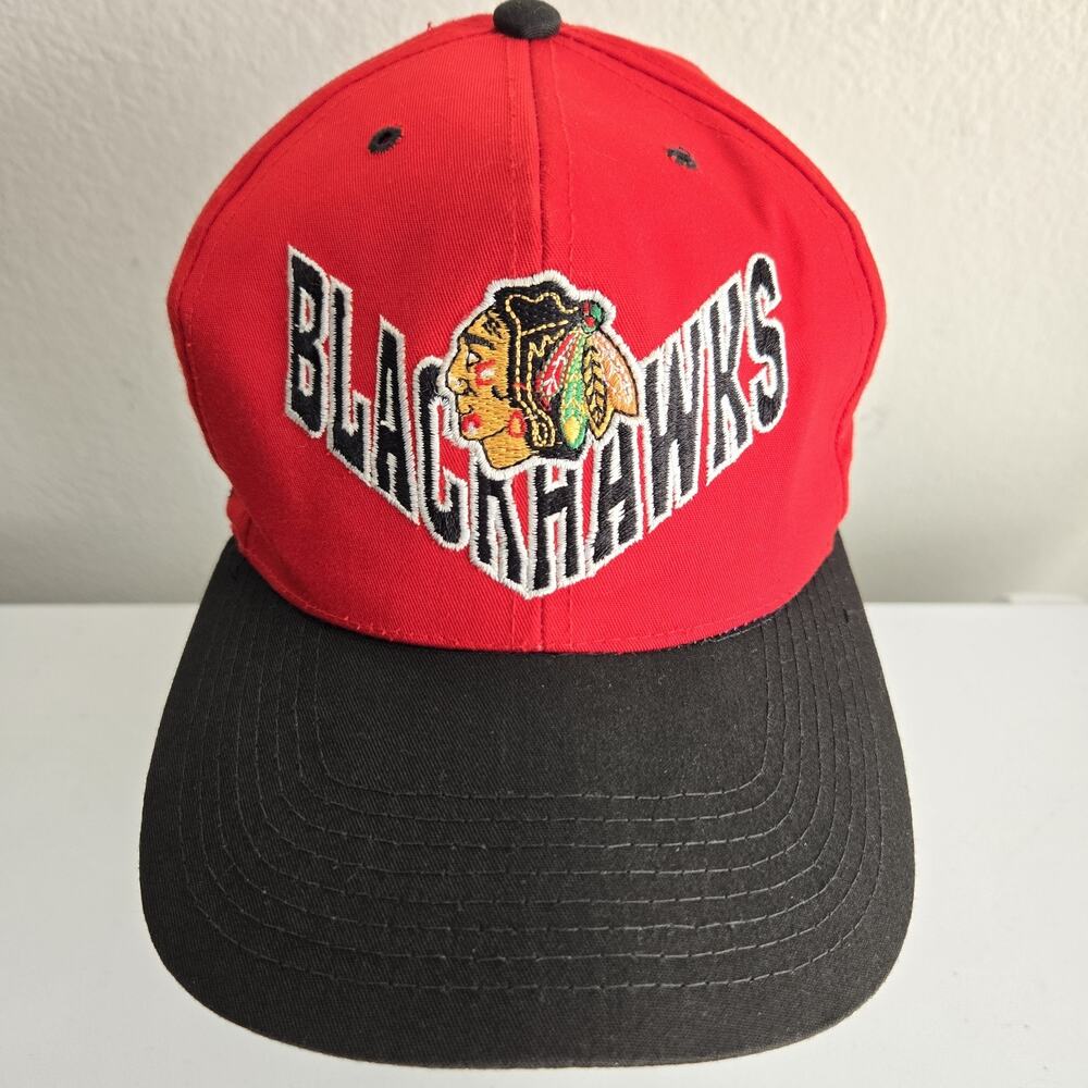 Vintage Chicago Blackhawks ANNCO Snapback Hat Cap Embroidered Red Black Arrow